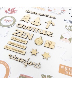 DÉCORATIONS EN BOIS UN...