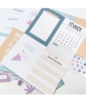 PAPIERS ET CARTES Des...